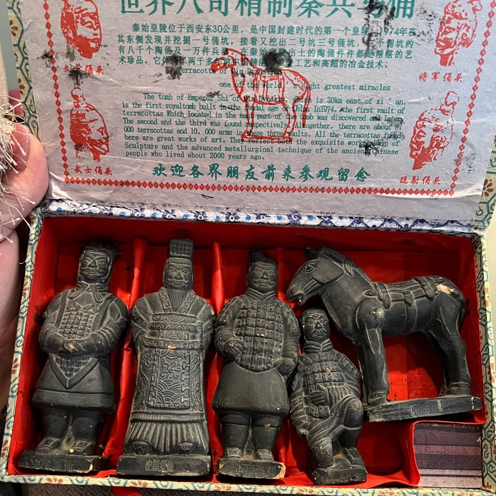 VTG~ Terracotta Warrior Figurine Set